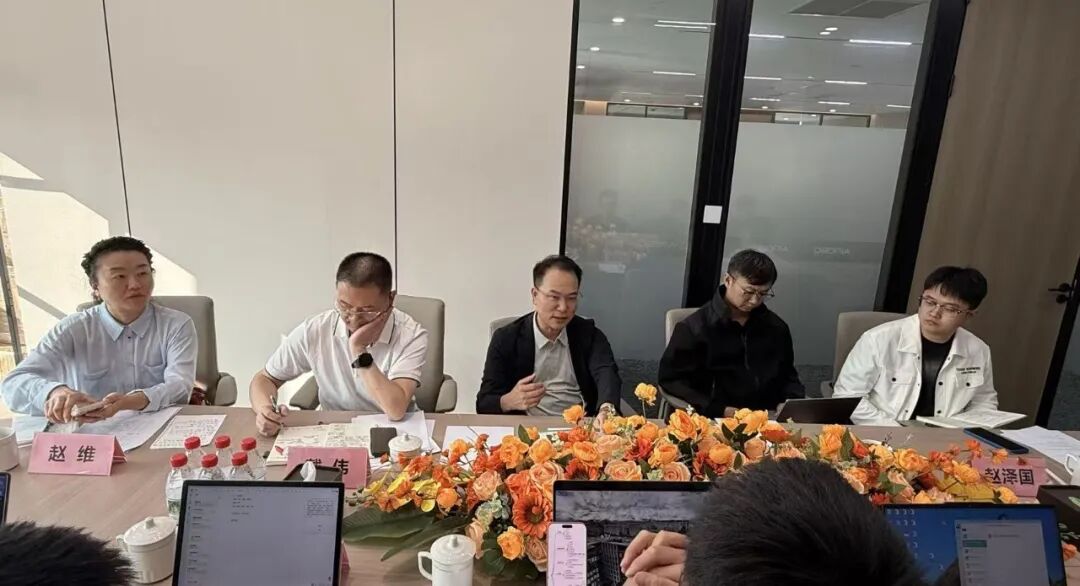 昆明市及官渡区政府代表团到访AIROBO,共商城市机器人运营与产业生态合作新机遇